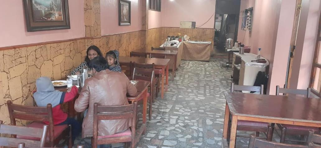 Hotel Him View Manāli Extérieur photo