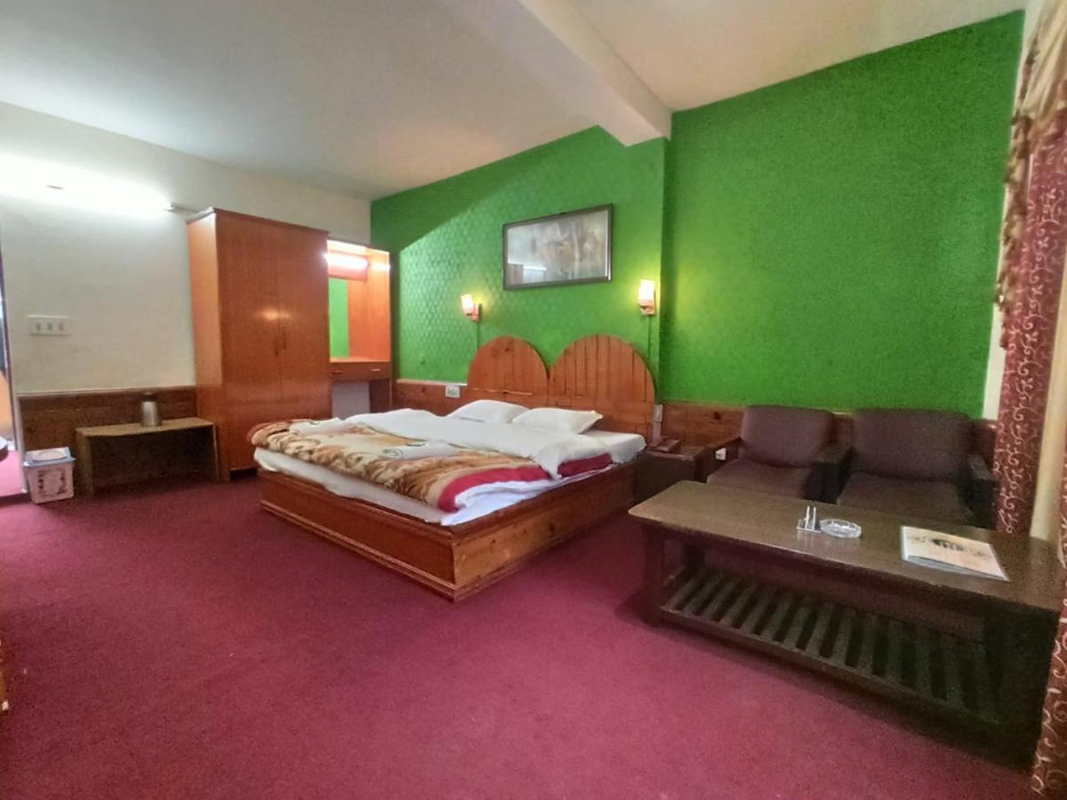 Hotel Him View Manāli Extérieur photo
